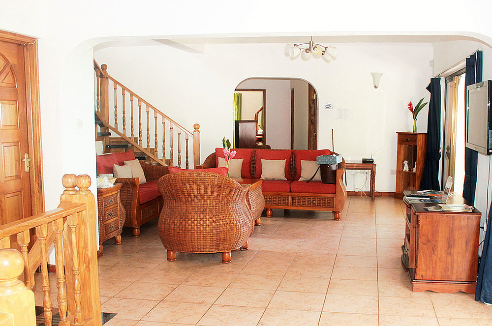 Anse aux Pins Lime Hill Lodge מראה חיצוני תמונה